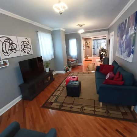 Cozy Updated 3-Br Apartment Near Peace Bridge บัฟฟาโล ภายนอก รูปภาพ